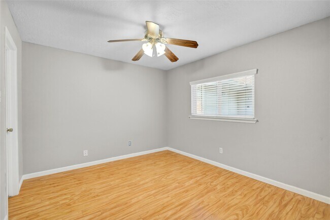 Building Photo - 16739 Selder Dr