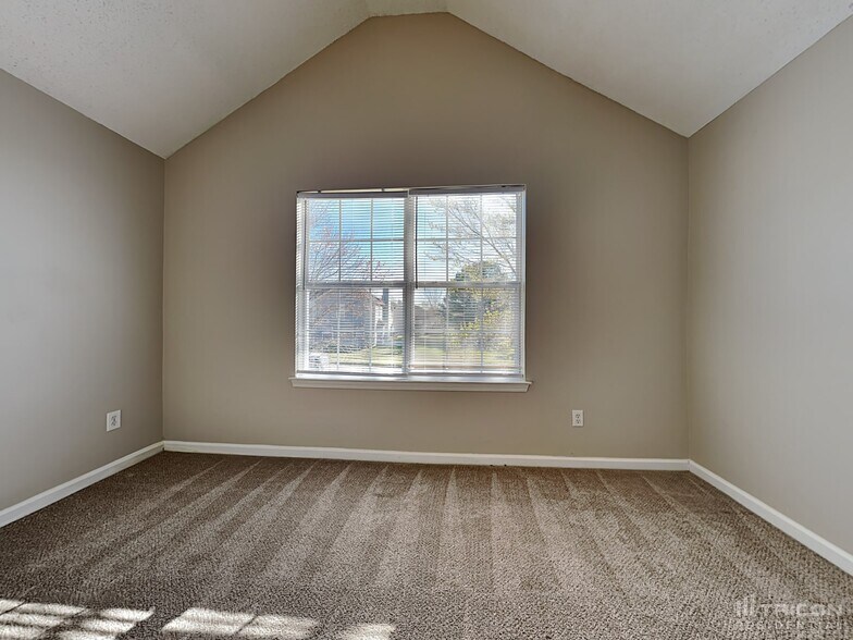 Building Photo - 4265 Reserve Hill Crossing