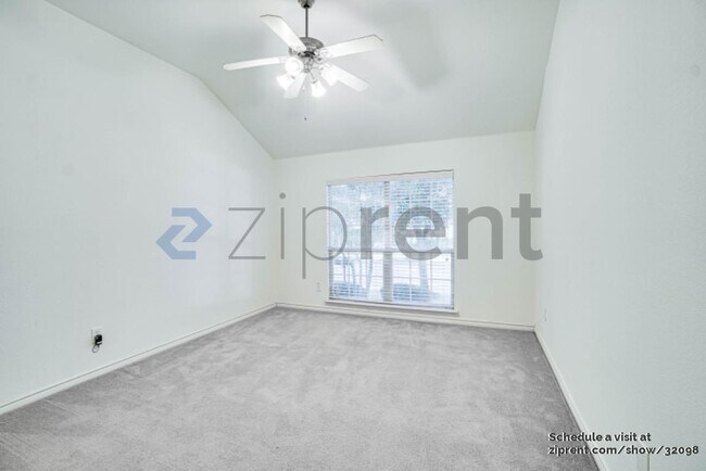 Building Photo - 1217 Charleston Ln