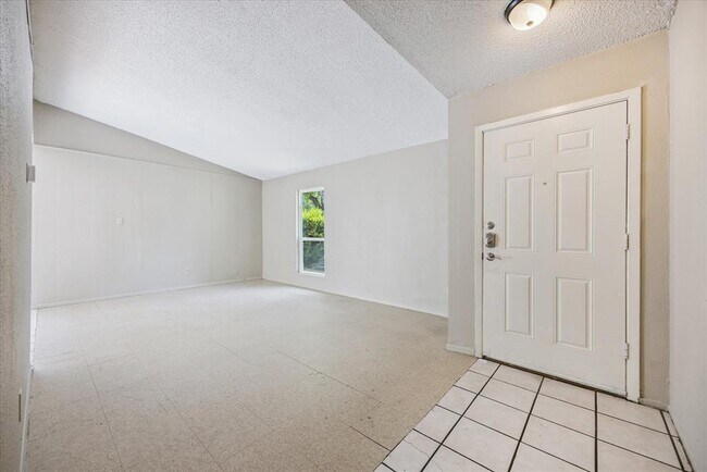 Building Photo - 4704 Lambs Ln