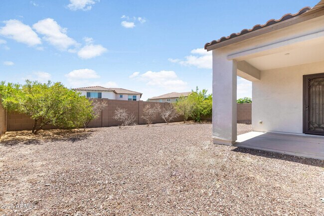 Building Photo - 20467 W Legend Trail