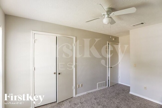 Building Photo - 2110 Richbrook Dr