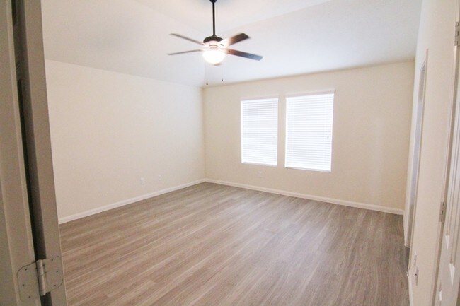 Building Photo - Rodeo Palms - 8 Lavida Ct, Manvel, TX, 77578