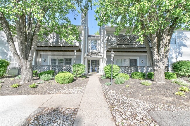 Building Photo - 3021 Stratford Ct