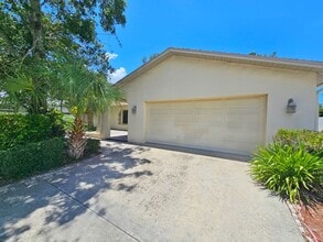 Building Photo - 3 Bedroom 2 Bath Home in Safety Harbor