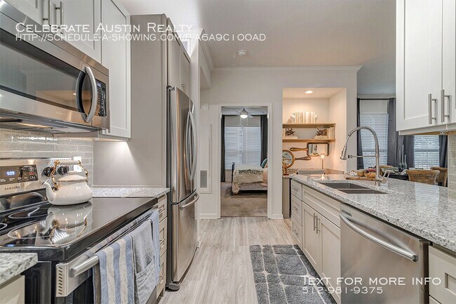 Primary Photo - Estates at South Park Meadows