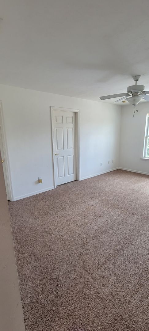 Building Photo - Charming 2/2 townhouse in Eagle Trace