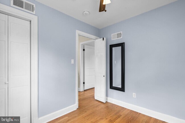 Building Photo - 2200 Windham Ln