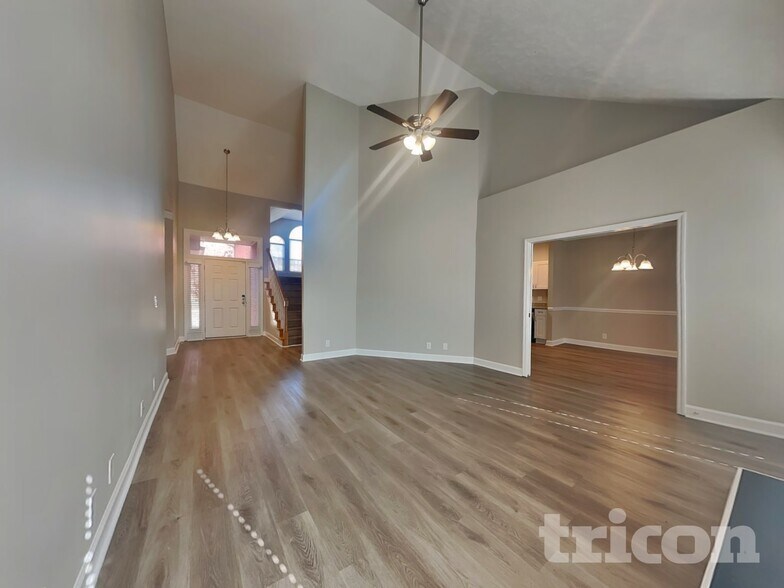 Building Photo - 6640 Sugar Valley Dr