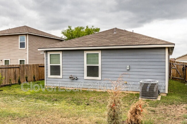 Building Photo - 6223 Lakefront