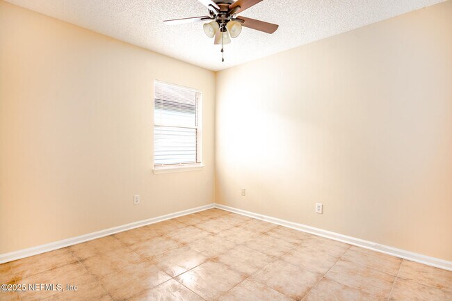 Building Photo - 10777 Alumni Way
