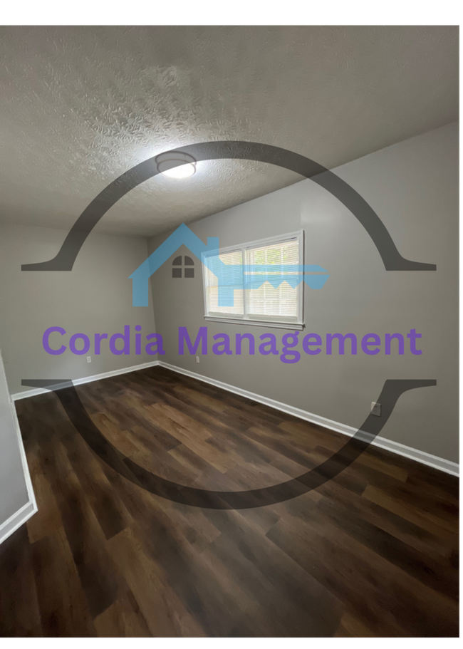Building Photo - The Grand Avenue 4 Bedroom For Rent in Ellenwood