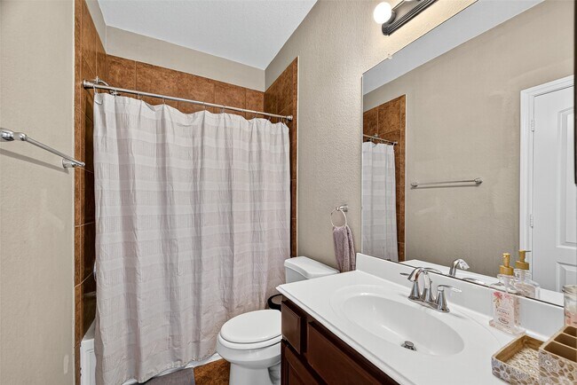 Building Photo - 110 Cheswood Manor Drive