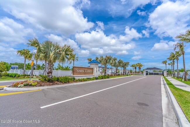 Building Photo - 5115 Inspire Ln