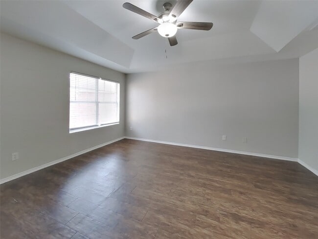 Building Photo - 5521 Rio Alamo St