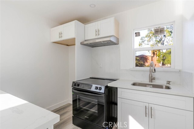 Building Photo - 14713 Sylvan St