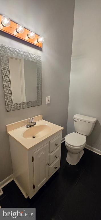 Building Photo - 1353 Templeton Pl
