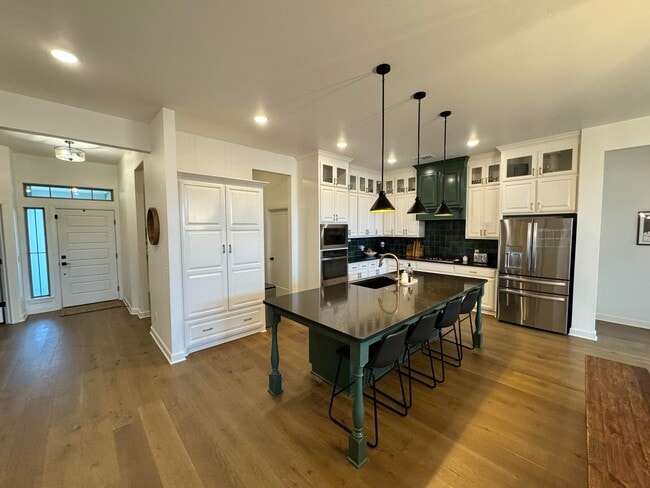 Building Photo - 18013 Marea Dr