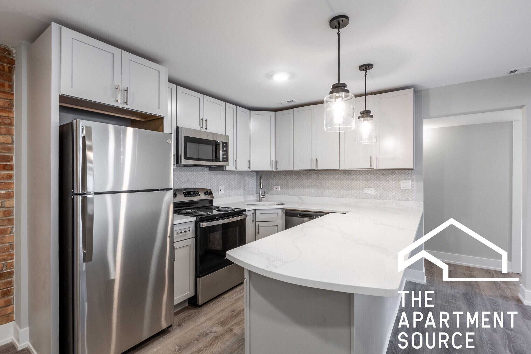 Building Photo - 1214 N La Salle Dr