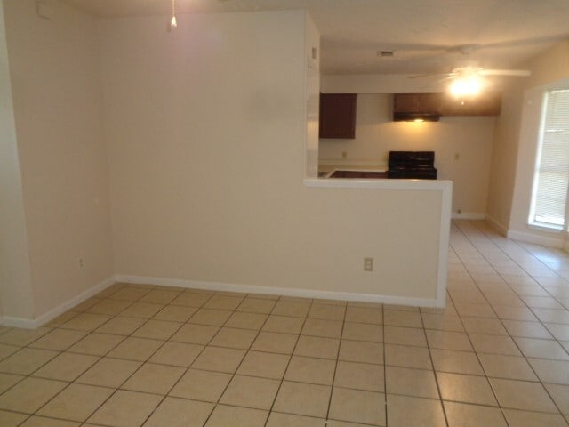 Building Photo - 4358 Queens Retreat Dr