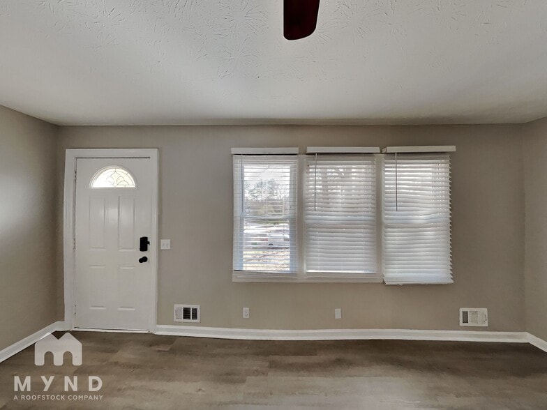 Building Photo - 5438 Brandon Ct