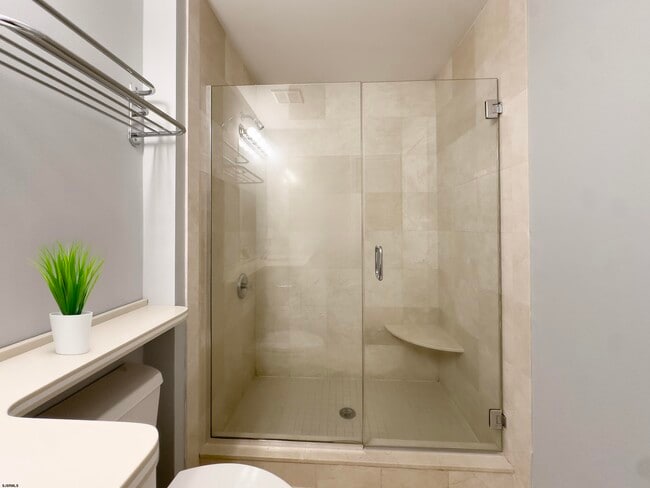 Building Photo - 903 Harbour Cove