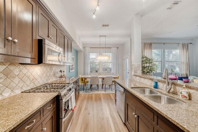 Building Photo - 1009 Taulbee Ln