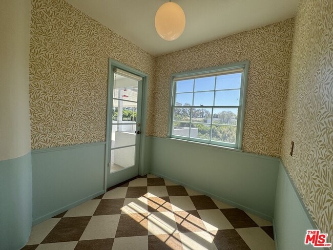 Building Photo - 11188 Ophir Dr