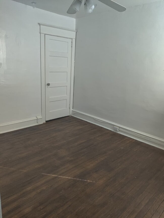 Building Photo - 6139 Walker St