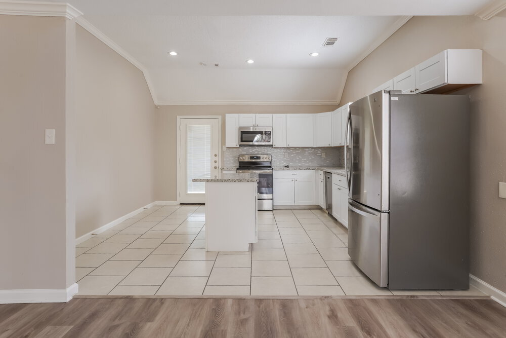 Building Photo - 5218 Prairie Creek Dr