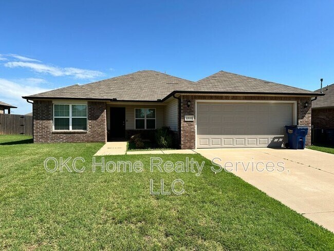 Building Photo - 1933 Autumn Way