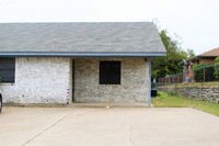 Building Photo - 1109 Curtis Dr