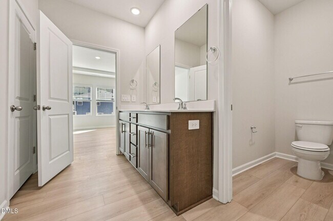 Building Photo - 316 Karlov Rd