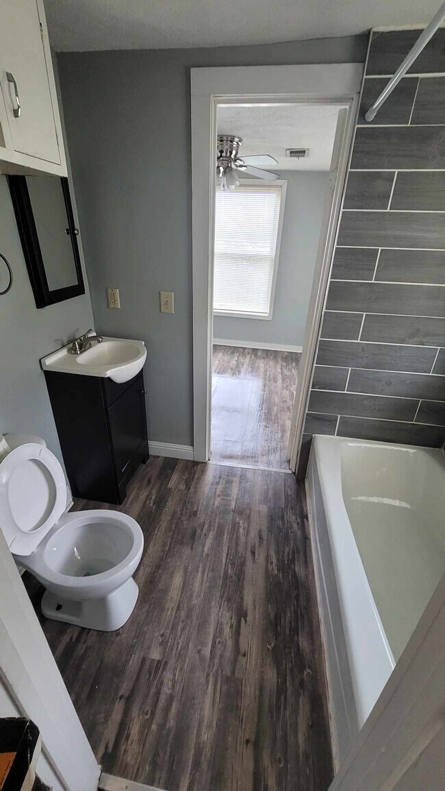 Bathroom - 113 S Crestwood St