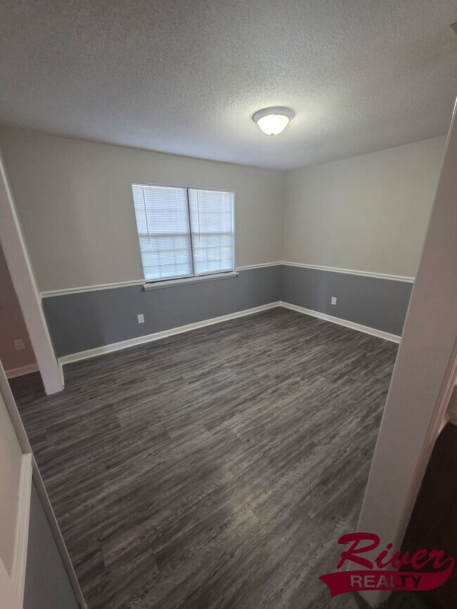 Building Photo - Charming Hephzibah Brick Ranch