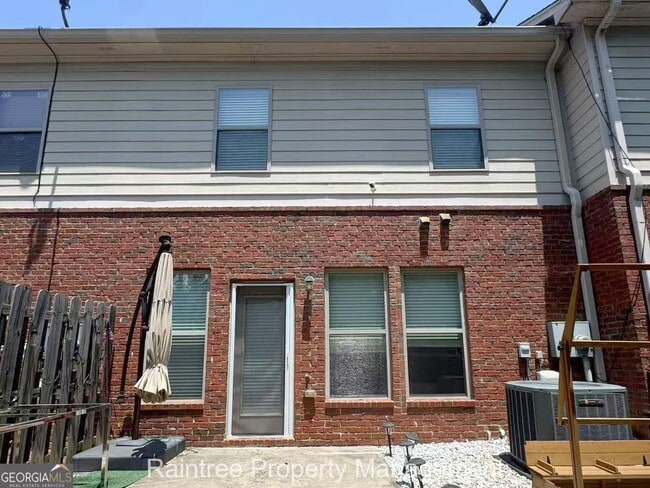 Building Photo - 309 Mannes Ln