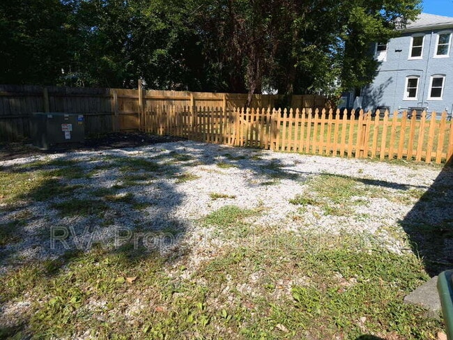 Building Photo - 3105 2nd Ave