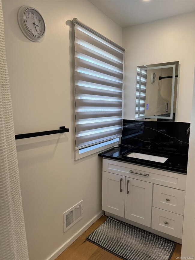 Building Photo - 241 Main St