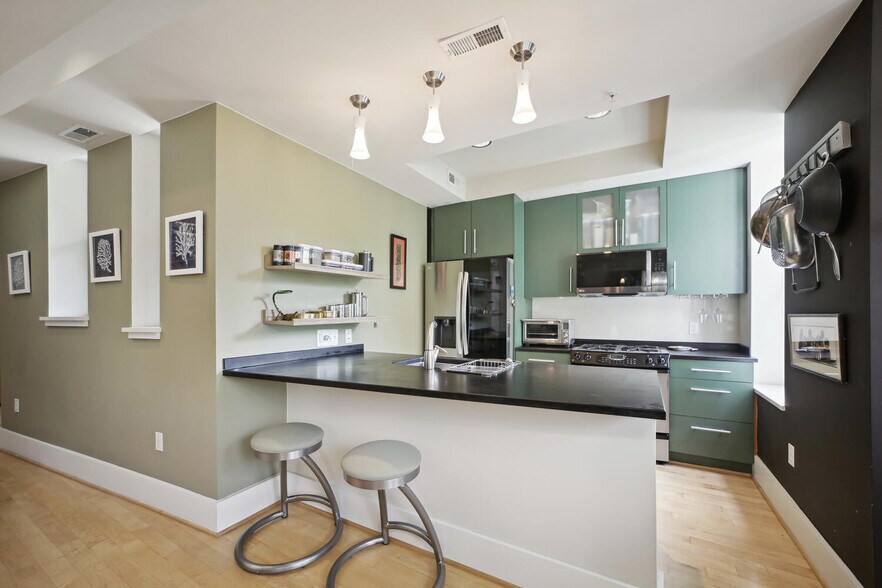 Kitchen 2 - 2914 11th St NW
