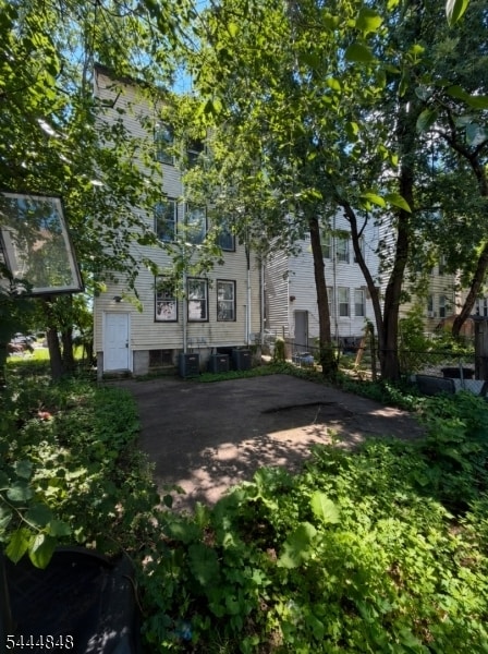 Building Photo - 217 N 15th St