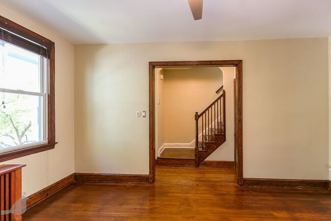 Building Photo - Light-Filled Two Bedroom Home in Hill East...