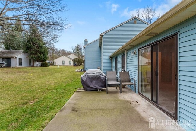 Building Photo - 1801 Timber Oaks Rd