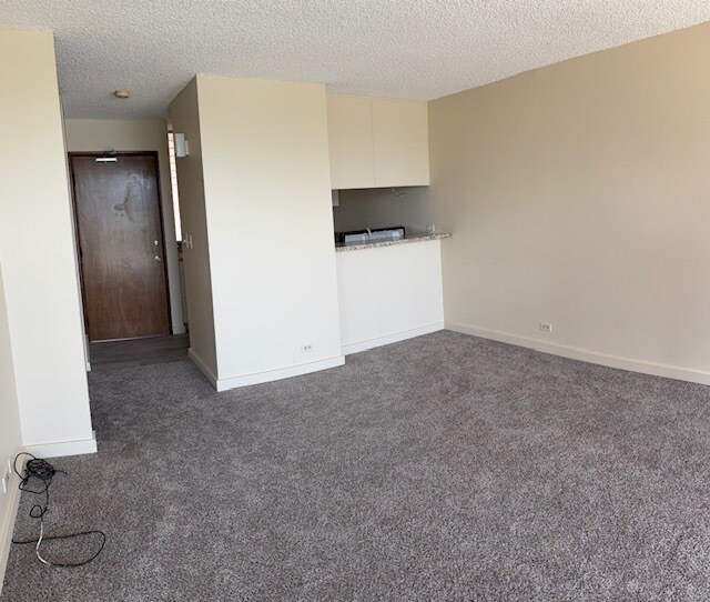 Building Photo - 2439 Kapiolani Blvd