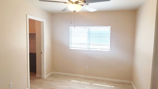 Building Photo - 4 bedroom in Chandler