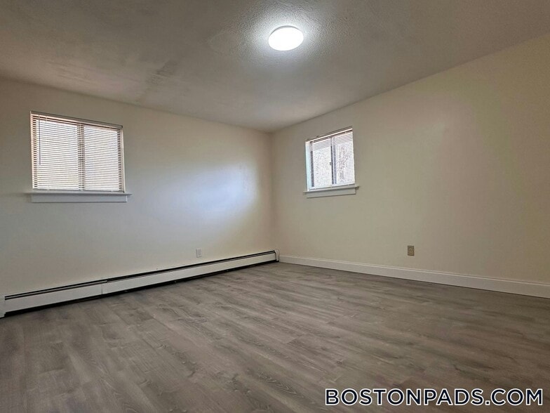 Building Photo - 7 Gorham Ave