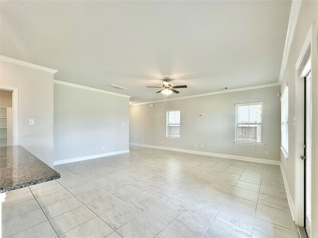 Building Photo - 452 Long Beach Bay Dr