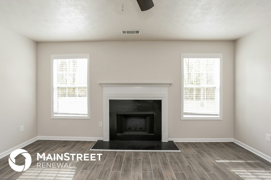 Building Photo - 210 Makenna Dr