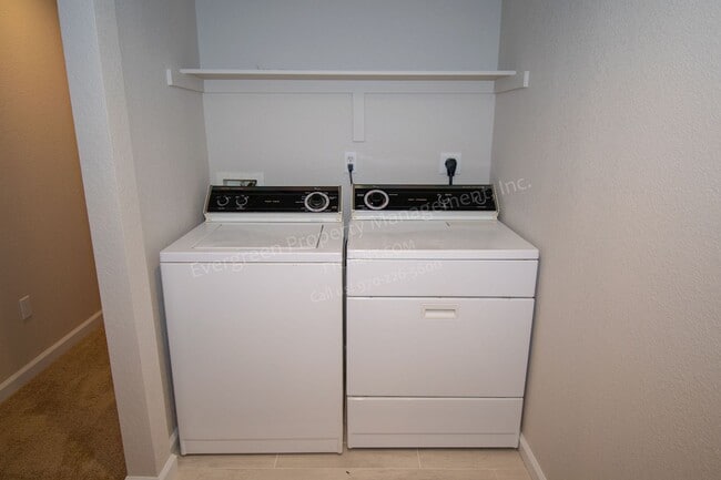 Building Photo - 2602 Timberwood Dr