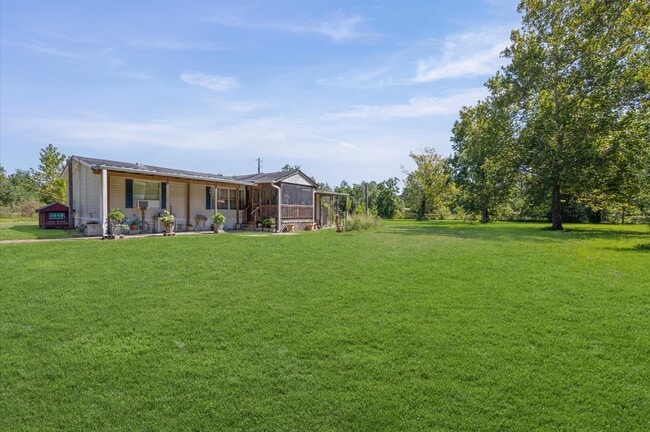 Building Photo - 806 Co Rd 2112