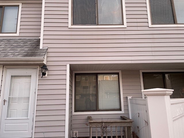 Building Photo - 428 Thoreau Rd